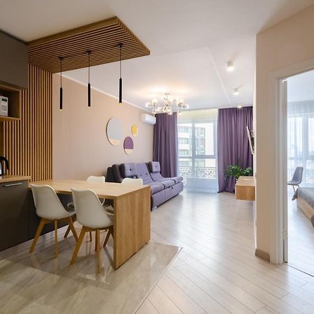 Petrovdom 41B-59B-90B-77B Stunning City View Apartments At Rc Kvartet, Central Railway Station Kiev Bagian luar foto