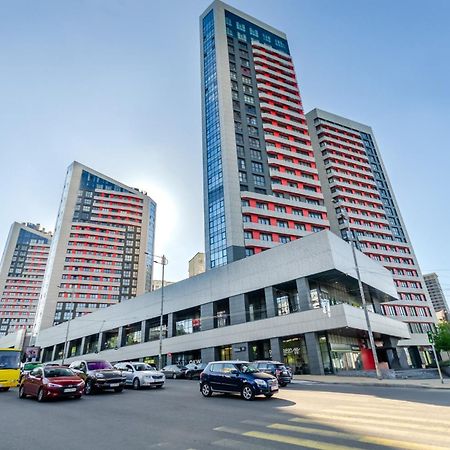 Petrovdom 41B-59B-90B-77B Stunning City View Apartments At Rc Kvartet, Central Railway Station Kiev Bagian luar foto