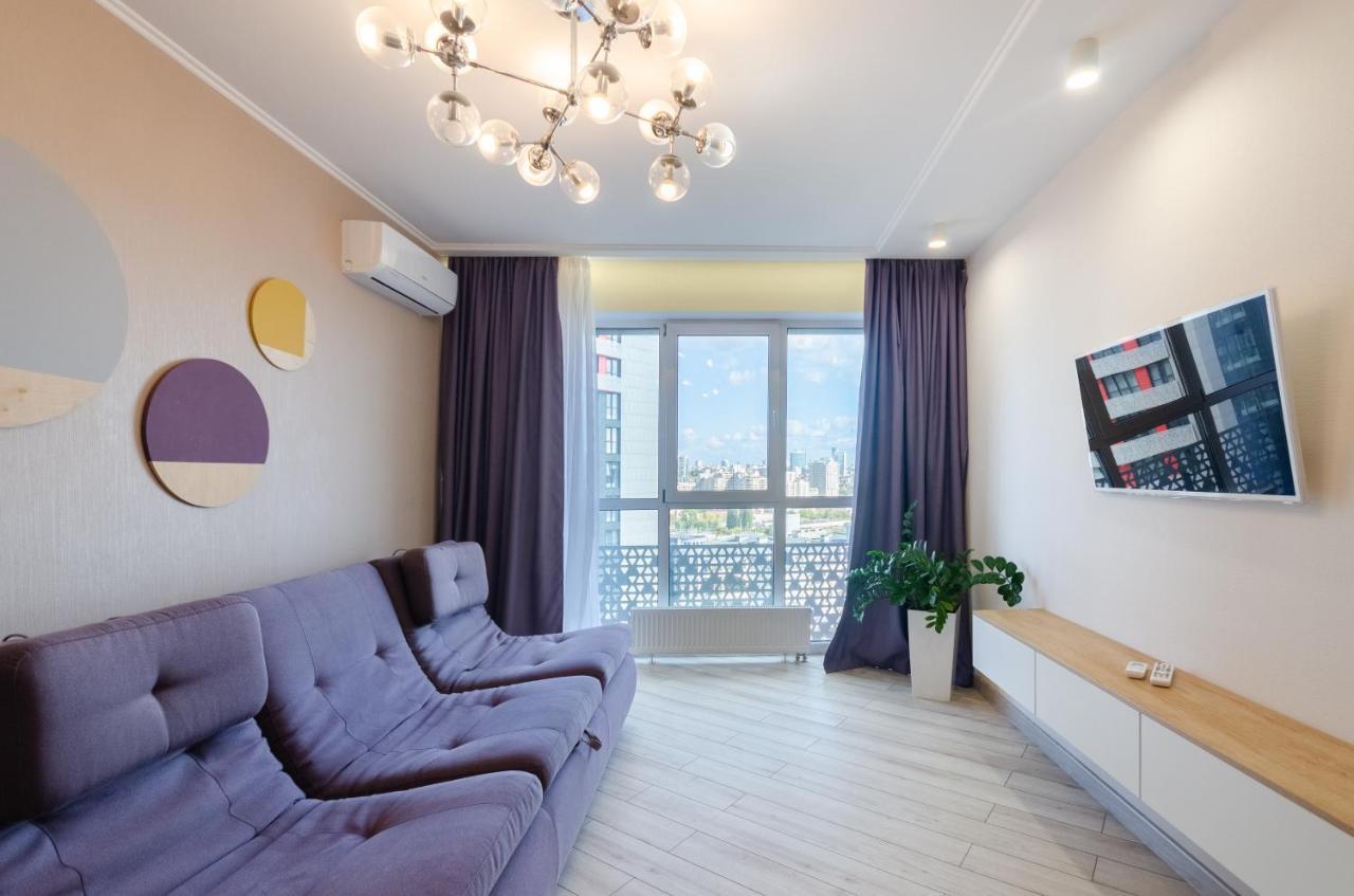 Petrovdom 41B-59B-90B-77B Stunning City View Apartments At Rc Kvartet, Central Railway Station Kiev Bagian luar foto