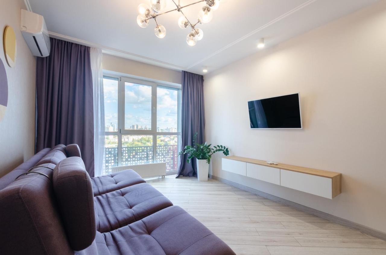 Petrovdom 41B-59B-90B-77B Stunning City View Apartments At Rc Kvartet, Central Railway Station Kiev Bagian luar foto