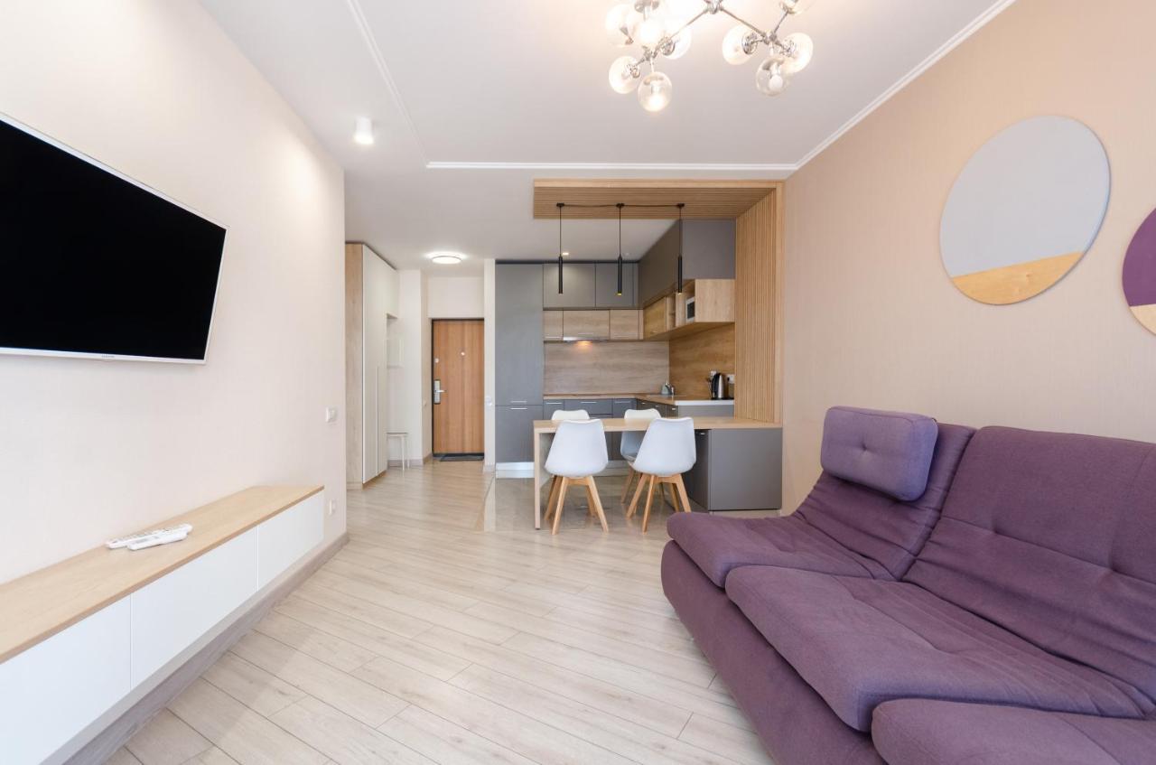 Petrovdom 41B-59B-90B-77B Stunning City View Apartments At Rc Kvartet, Central Railway Station Kiev Bagian luar foto