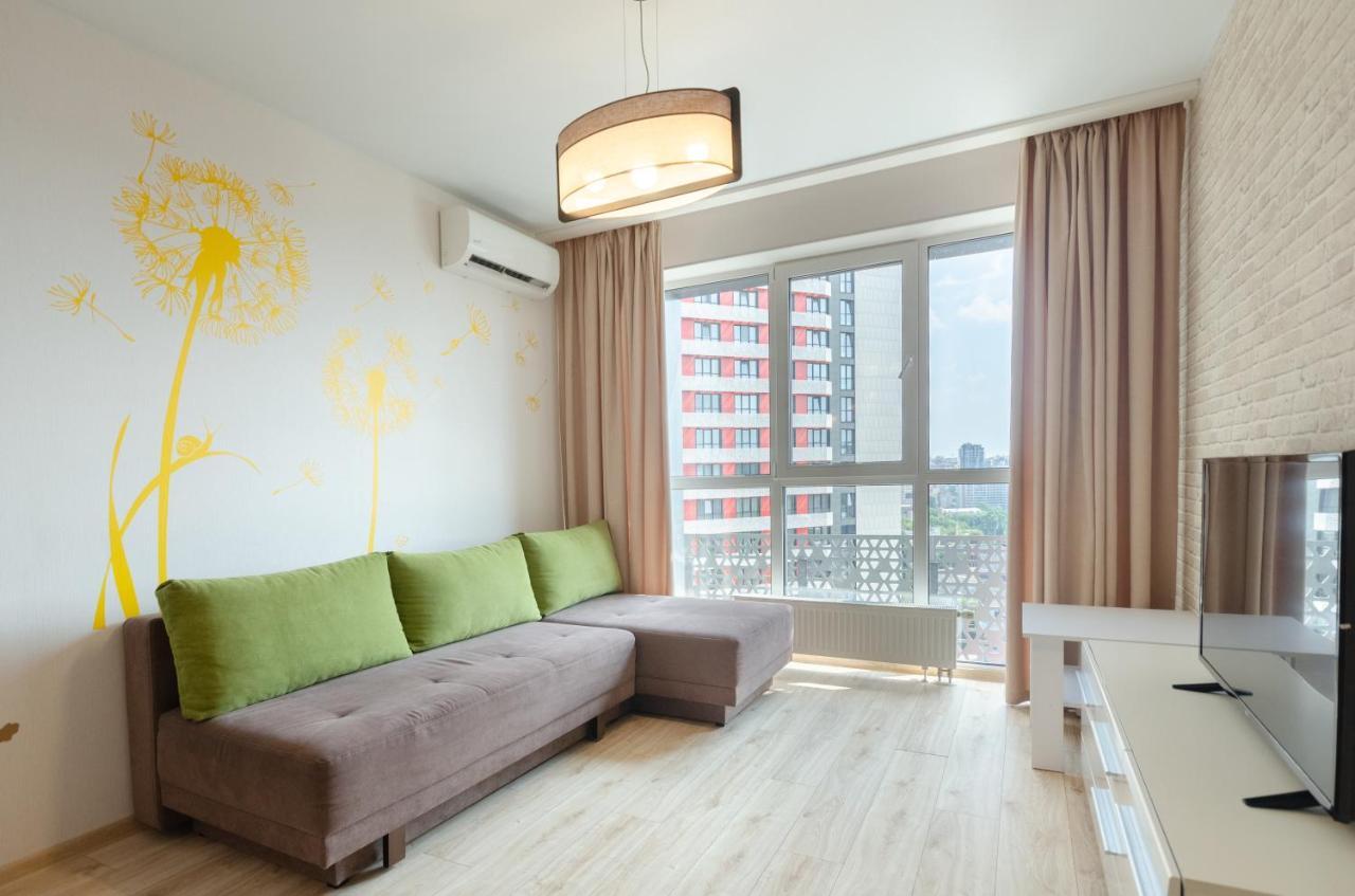 Petrovdom 41B-59B-90B-77B Stunning City View Apartments At Rc Kvartet, Central Railway Station Kiev Bagian luar foto
