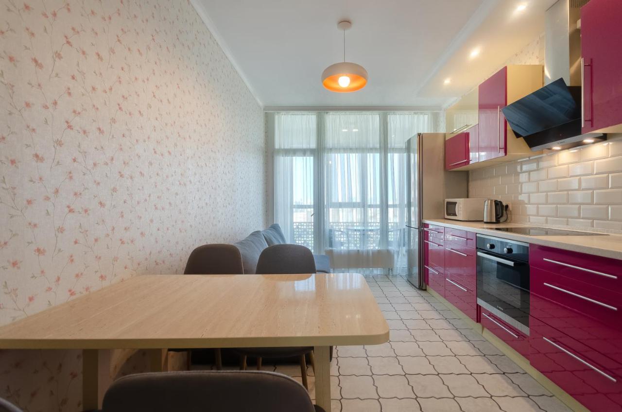 Petrovdom 41B-59B-90B-77B Stunning City View Apartments At Rc Kvartet, Central Railway Station Kiev Bagian luar foto