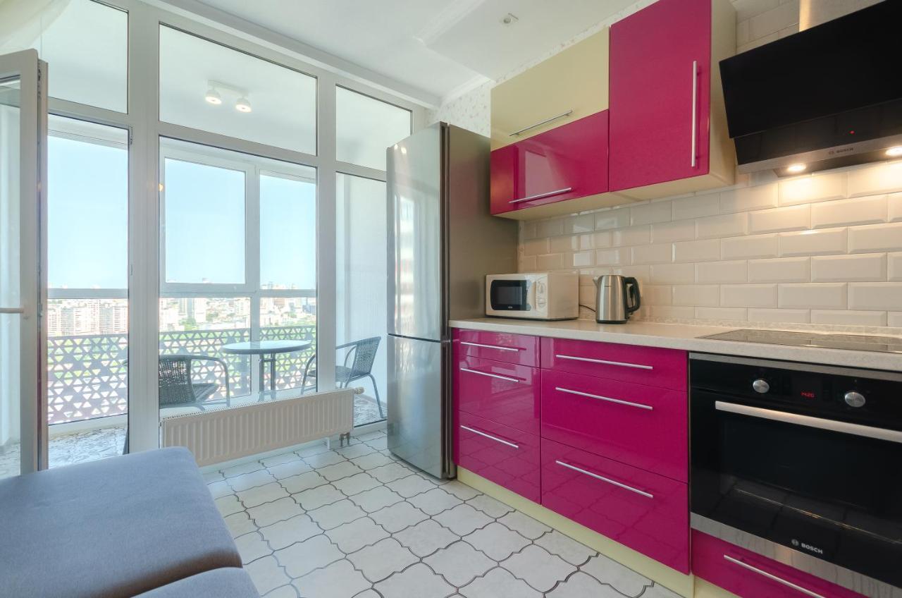 Petrovdom 41B-59B-90B-77B Stunning City View Apartments At Rc Kvartet, Central Railway Station Kiev Bagian luar foto