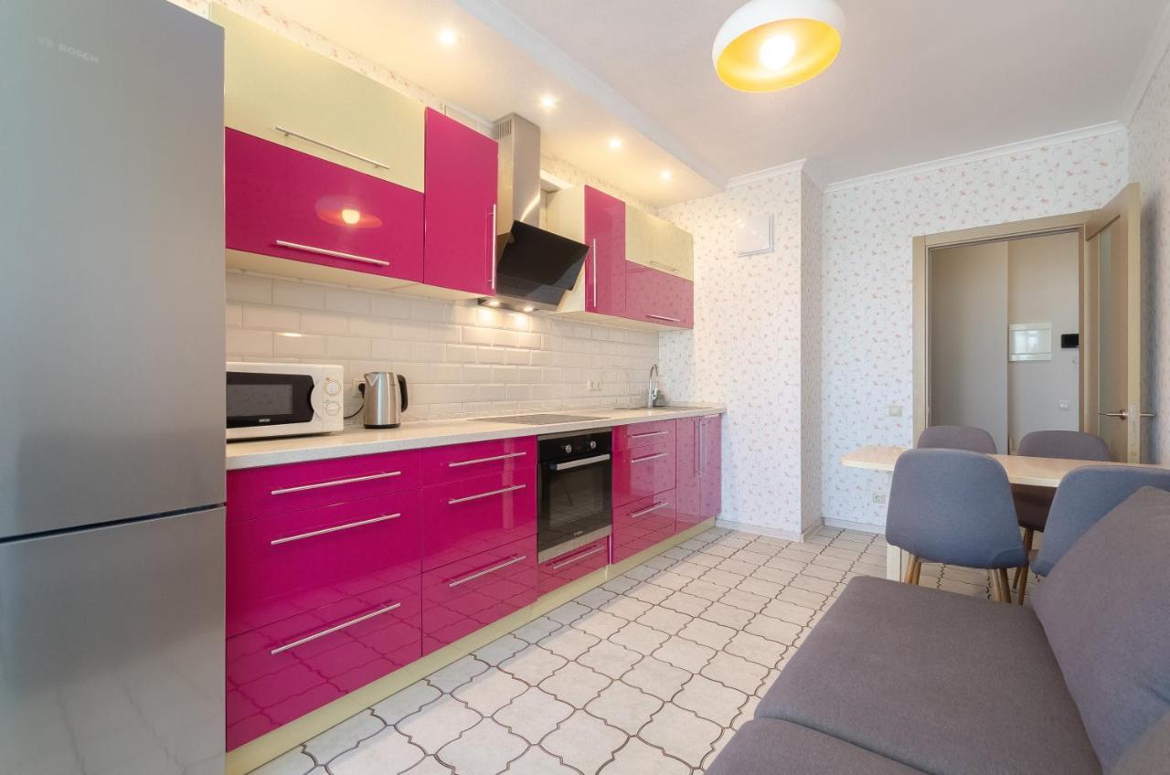 Petrovdom 41B-59B-90B-77B Stunning City View Apartments At Rc Kvartet, Central Railway Station Kiev Bagian luar foto