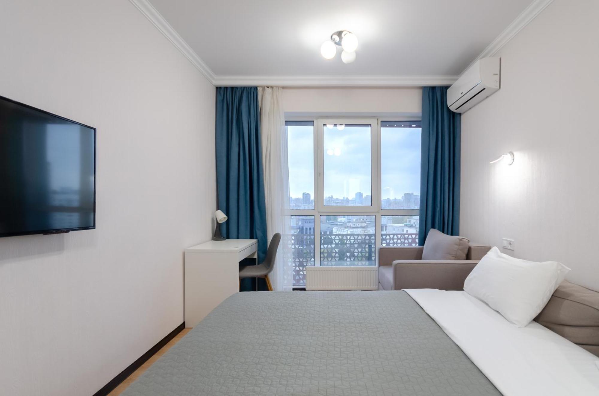 Petrovdom 41B-59B-90B-77B Stunning City View Apartments At Rc Kvartet, Central Railway Station Kiev Bagian luar foto