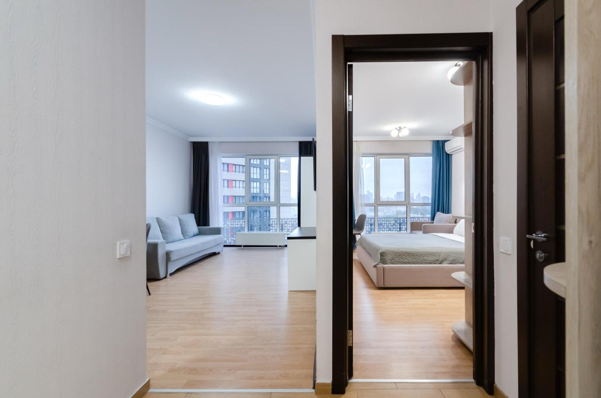 Petrovdom 41B-59B-90B-77B Stunning City View Apartments At Rc Kvartet, Central Railway Station Kiev Bagian luar foto